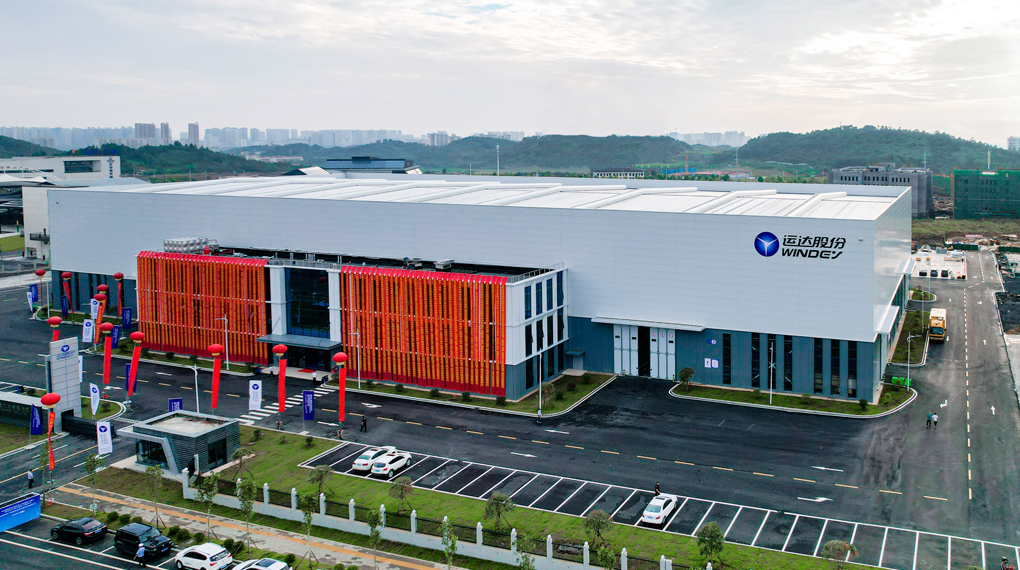 Z6尊龙凯时股份永州基地首台大兆瓦机组下线