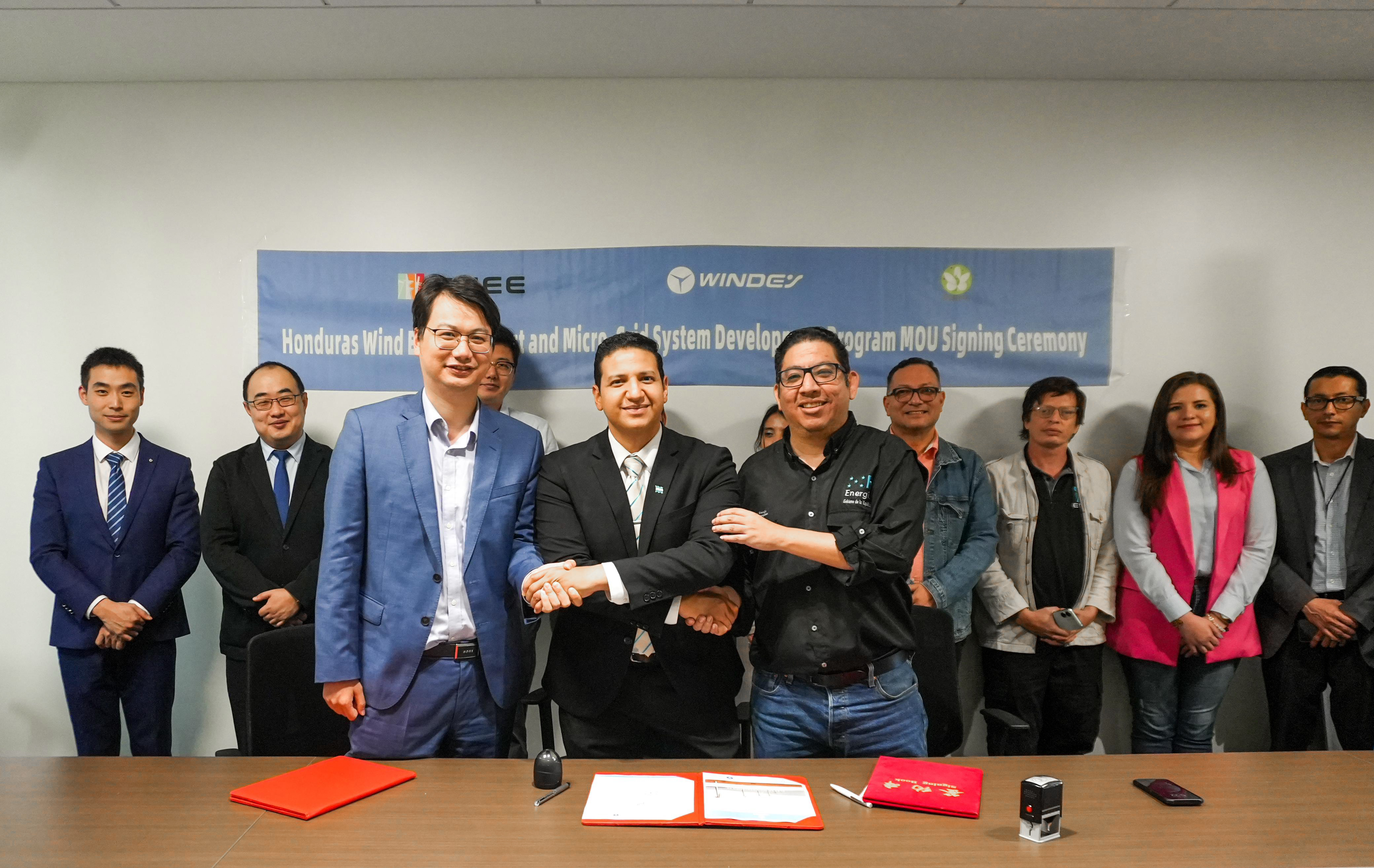 建交首个！Z6尊龙凯时股份与洪都拉斯签署新能源相助体贴备忘录